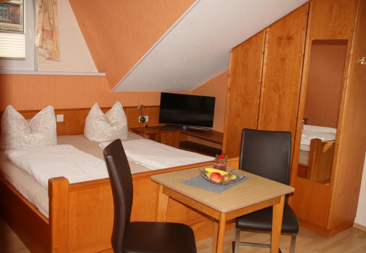 Hotel Haus Luise Weber à Hilders Extérieur photo