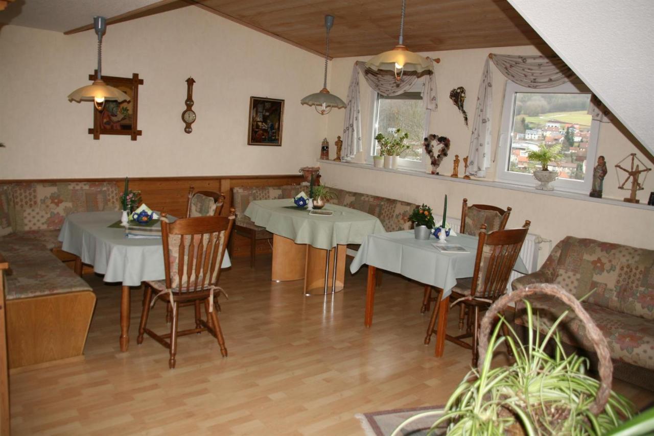 Hotel Haus Luise Weber à Hilders Extérieur photo